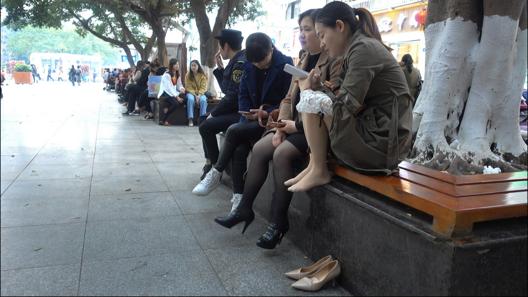 streetsnapnylon[00 00 37][20181208 225518 8]